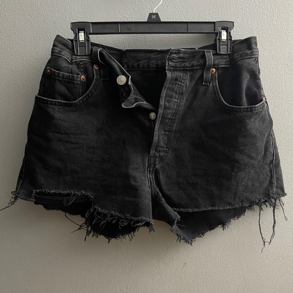 Levi’s 501 Black Denim Distressed Cutoff Shorts - Picture 1 of 7